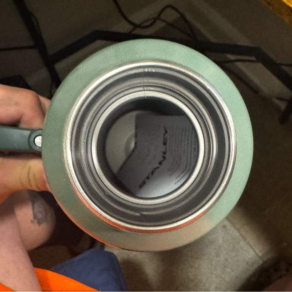 Stanley Classic Green Thermos - Picture 5 of 6